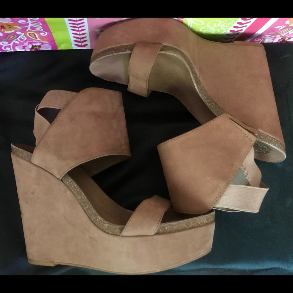 Vince Camuto Wedge
